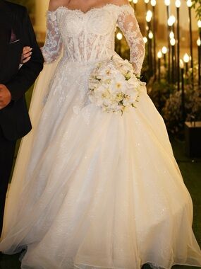 Off-Shoulder Lace Ball Gown Wedding Dress – Long Sleeves, French Lace
